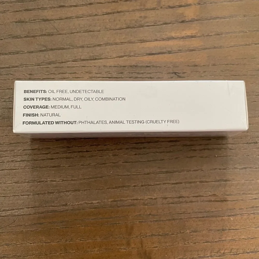 Hide® PREMIUM FOUNDATION In Linen